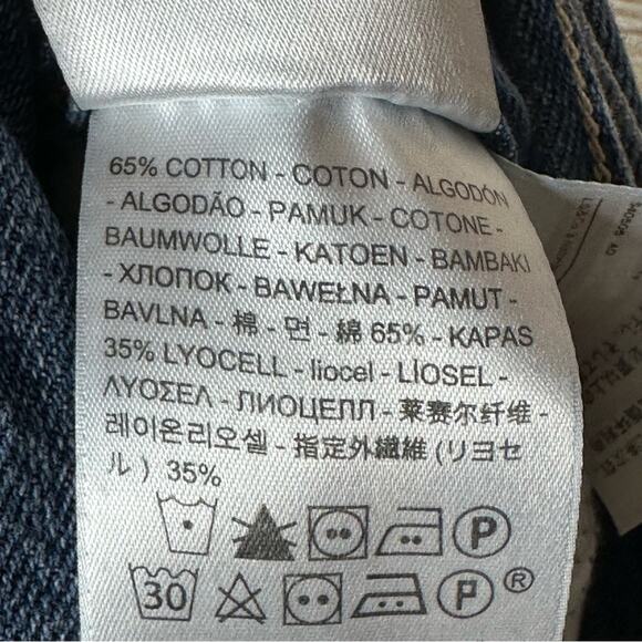 Vintage Levi’s Gaucho Belted Wide Leg Capri Jeans - MEDIUM WASH - Picture 9 of 13